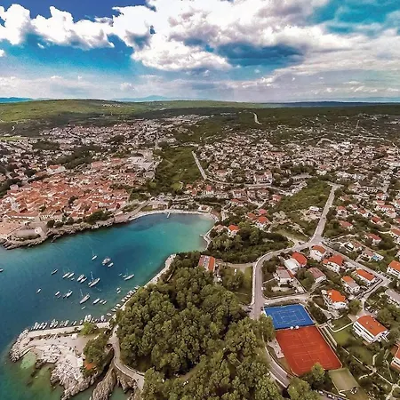 Apartament 2 Bedroom Stunning In Krk